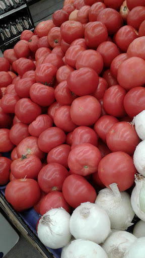 Supermarket «Tienda Fiesta Mart», reviews and photos, 210 E Davis St, Conroe, TX 77301, USA