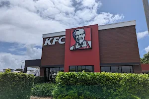 KFC Meadowbrook image