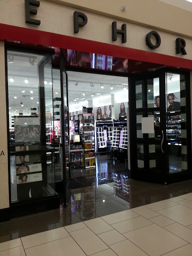 Cosmetics Store «SEPHORA», reviews and photos, 730 Orland Square Dr, Orland Park, IL 60462, USA