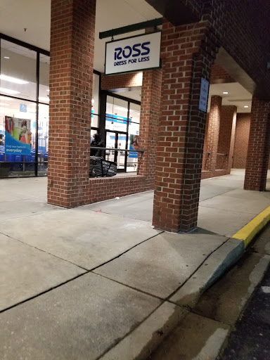Clothing Store «Ross Dress for Less», reviews and photos, 7455 Greenbelt Rd, Greenbelt, MD 20770, USA