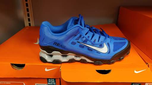 Shoe Store «Shoe Carnival», reviews and photos, 2350 S Parker Rd, Denver, CO 80231, USA