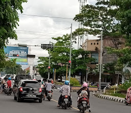 Lampu Merah Rembige photo