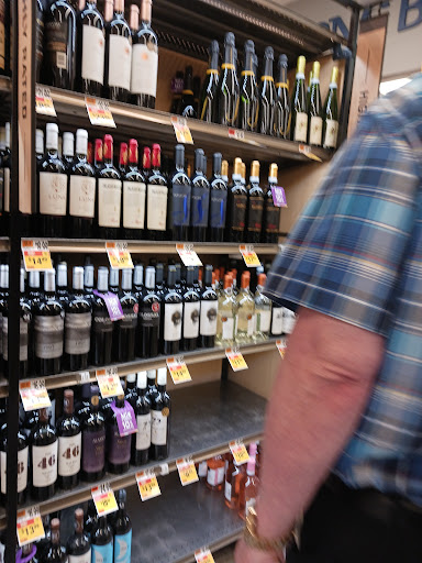 Supermarket «Giant», reviews and photos, 2901 S Glebe Rd, Arlington, VA 22206, USA