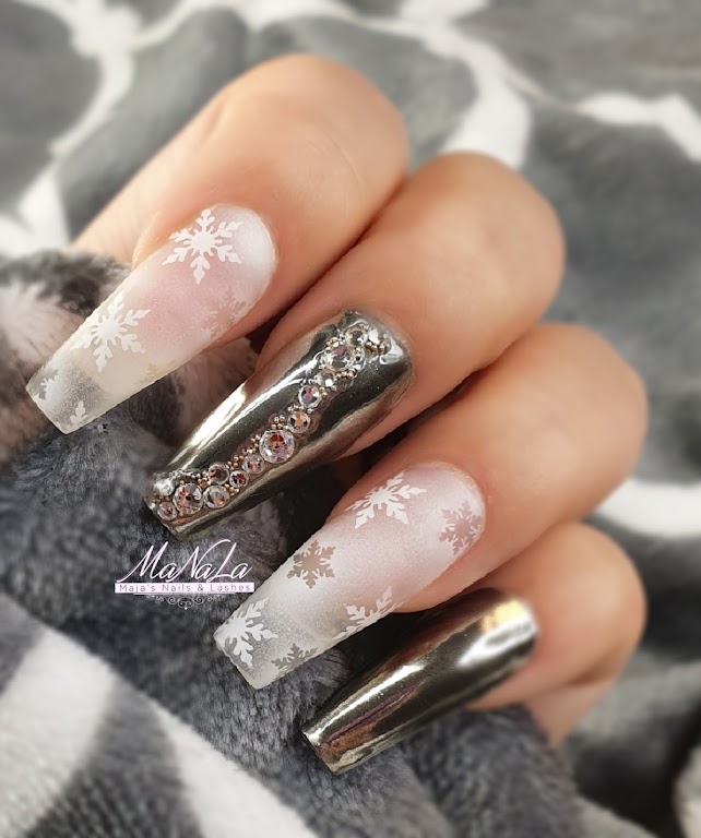 Manala Maja's Nails & Lashes