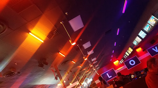 Bowling Alley «Bowlero North Brunswick», reviews and photos, 1 Carolier Ln, North Brunswick Township, NJ 08902, USA