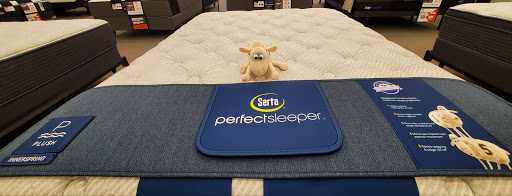 Mattress Store «Mattress Firm Bridgeport», reviews and photos, 3145 S Ashland Ave, Chicago, IL 60608, USA