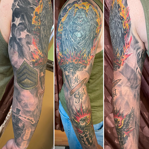 Tattoo Shop «Body Language Tattoo Columbus», reviews and photos, 1101 S Hamilton Rd, Columbus, OH 43227, USA