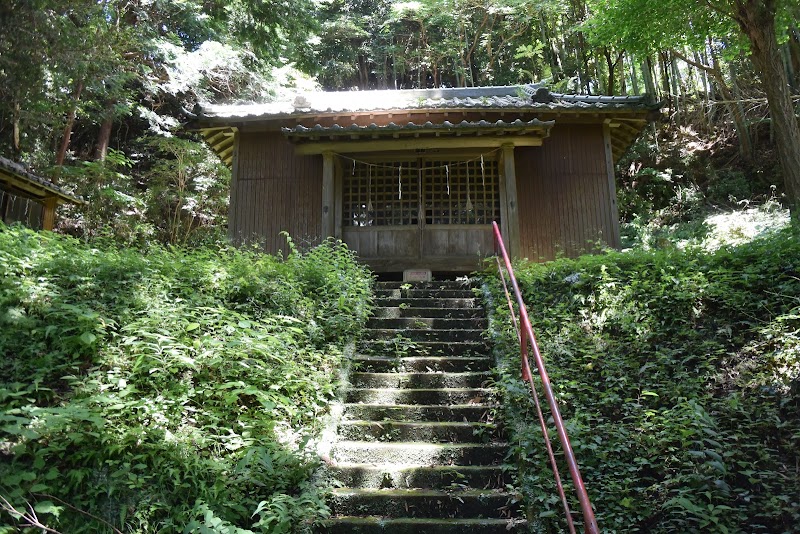 龍岳神社