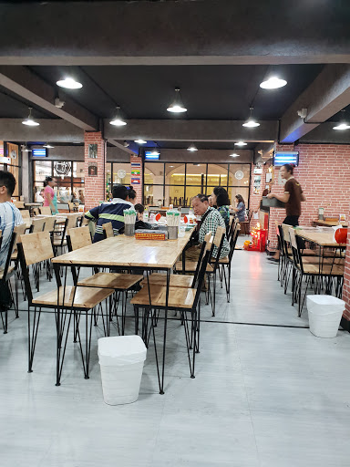 Xiangi Food Court