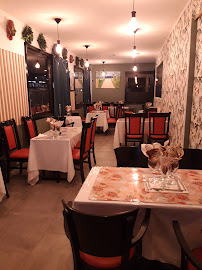 Atmosphère du Restaurant La Cabane Caribéenne les saveurs k-line à Conflans-Sainte-Honorine - n°4