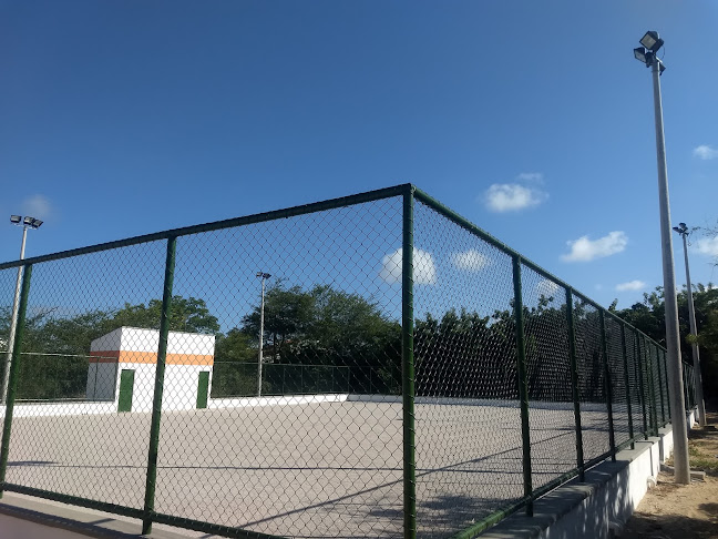 Avaliações sobre EEFM Arquiteto Rogério Froes em Fortaleza - Escola
