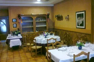 Restaurante Los Cuchillos image