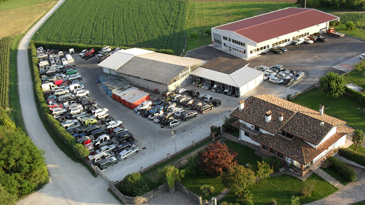 Autodemolizioni Clinaz en Remanzacco