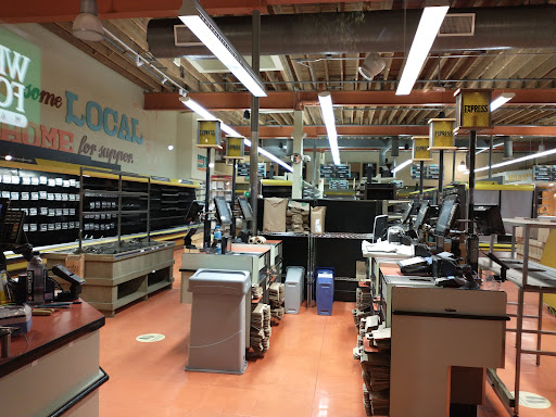Grocery Store «Whole Foods Market», reviews and photos, 1028 Beacon St, Brookline, MA 02446, USA