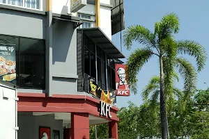 KFC Saujana Putra image