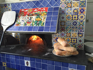 Ristorante Pizzeria Roby'n' Food - Braceria Via Bugnano, 59, 81030 Orta di Atella CE, Italia