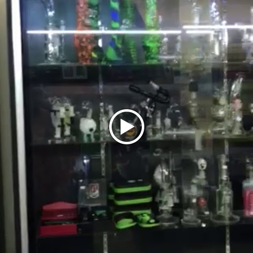 Tobacco Shop «Smokeez Smoke Shop», reviews and photos, 1911 Westminster St, Providence, RI 02909, USA