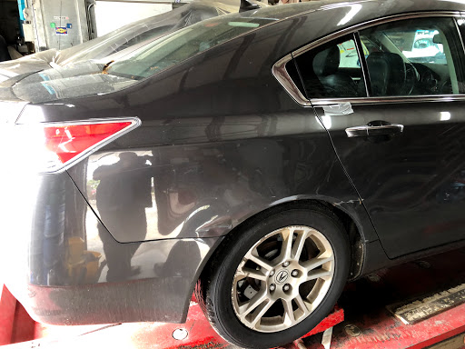 Auto Body Shop «E&C Auto Body», reviews and photos, 16 De Marco Terrace, Worcester, MA 01604, USA