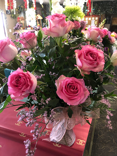 Florist «Alans AAA Florist», reviews and photos, 287 E Highland Ave, San Bernardino, CA 92404, USA