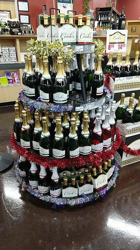 Liquor Store «Pour Vous Wine Spirits & Beer», reviews and photos, 263 Indian Lake Blvd, Hendersonville, TN 37075, USA