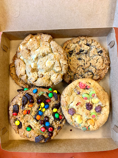 Book Store «Barnes & Noble», reviews and photos, 1542 Northern Blvd, Manhasset, NY 11030, USA