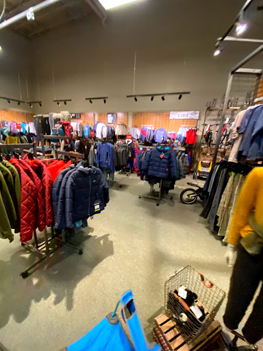 Camping Store «REI», reviews and photos, 601 N Lamar Blvd, Austin, TX 78703, USA