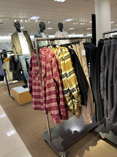 Department Store «Nordstrom Tacoma Mall», reviews and photos, 4502 S Steele St, Tacoma, WA 98409, USA