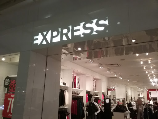 Clothing Store «Express», reviews and photos, 401 NE Northgate Way, Seattle, WA 98125, USA