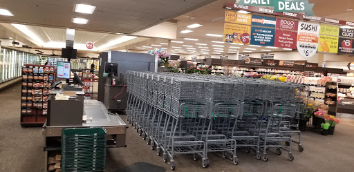 Grocery Store «Lunds & Byerlys Roseville», reviews and photos, 1601 County Rd C West, Roseville, MN 55113, USA