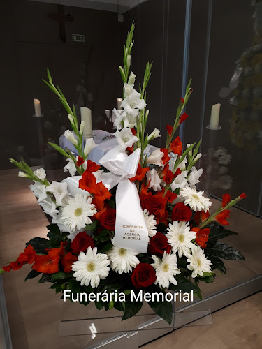 Comentários e avaliações sobre o FUNERÁRIA MEMORIAL