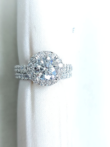 Wholesale Jeweler «LC Rings-Wholesale Jewelry Store Tampa», reviews and photos, 1511 N Westshore Blvd #1125, Tampa, FL 33607, USA