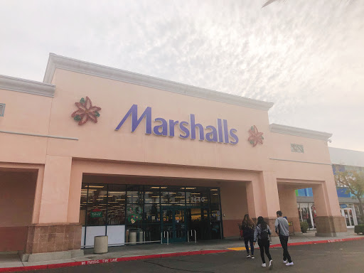 Marshalls, 7440 N Blackstone Ave, Fresno, CA 93710, USA, 