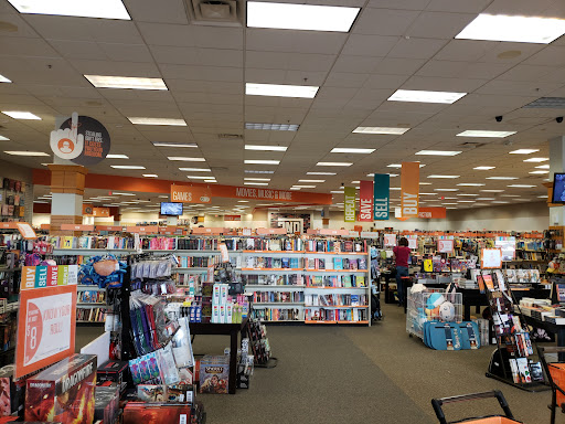 Used Book Store «2nd & Charles», reviews and photos, 2904 Prince William Pkwy, Woodbridge, VA 22192, USA