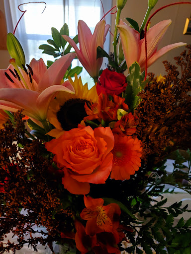 Florist «Garden Fantasy on Main», reviews and photos, 210 Main St, Belleville, MI 48111, USA