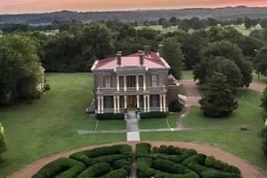 Two Rivers Mansion image