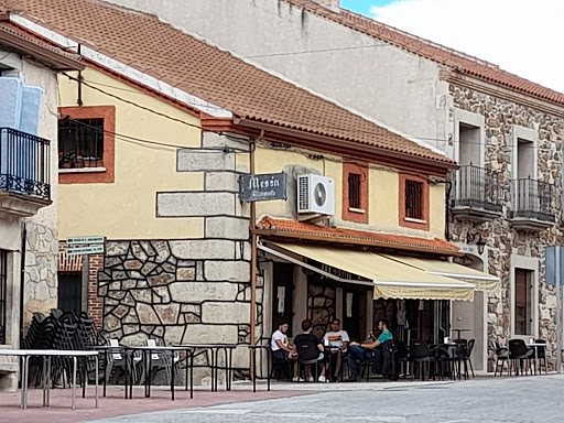 Mesón Blanquita en Cabanillas de la Sierra