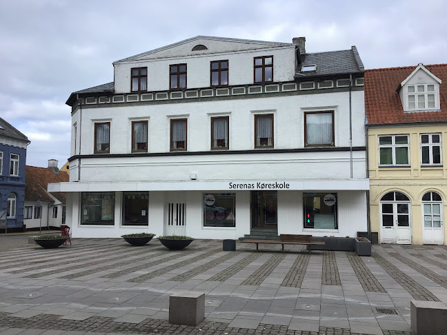 Serenas Køreskole - Sønderborg