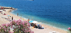 Plage de Rose'in fotoğrafı düz bir kıyı şeridi ile birlikte
