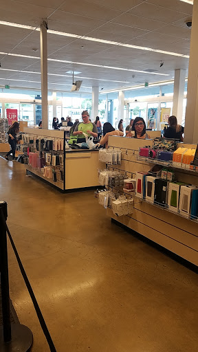 Department Store «Nordstrom Rack Mission Valley», reviews and photos, 1640 Camino Del Rio N, San Diego, CA 92108, USA