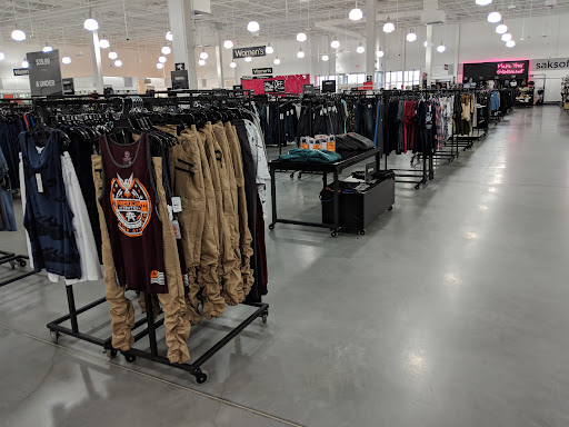 Department Store «Saks OFF 5TH», reviews and photos, 2500 Fashion Center Blvd, Christiana, DE 19702, USA