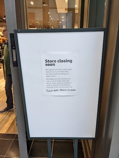 Book Store «Amazon Books», reviews and photos, 9585 SW Washington Square Rd, Portland, OR 97223, USA