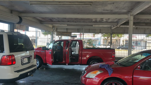 Car Wash «Compton Car Wash», reviews and photos, 1845 E Rosecrans Ave, Compton, CA 90221, USA