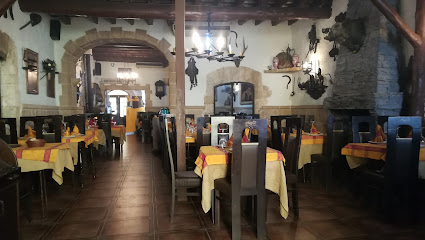 Hostal Restaurante La Diligencia - C. Major, 4, 43881 Cunit, Tarragona, Spain
