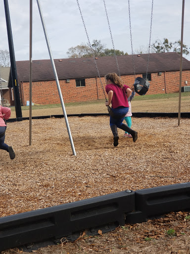 Grocery Store «Piggly Wiggly Supermarket», reviews and photos, 44 S Ingold Ave, Garland, NC 28441, USA