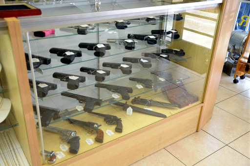 Pawn Shop «American Pawn», reviews and photos, 10045 Belvedere Rd, Royal Palm Beach, FL 33411, USA