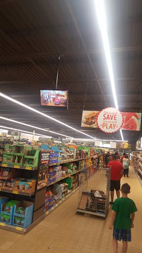 Supermarket «ALDI», reviews and photos, 2715 Peters Creek Pkwy, Winston-Salem, NC 27127, USA