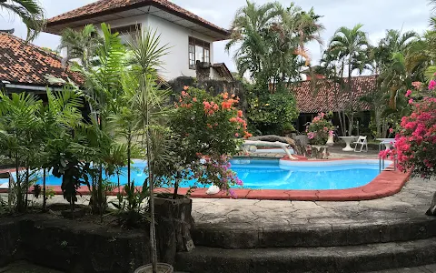Hotel Bali Warma image