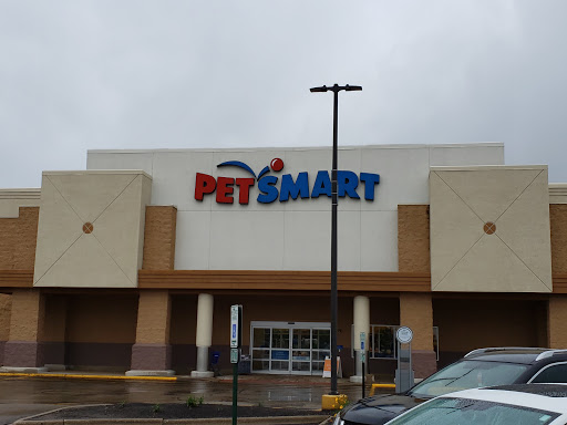 Pet Supply Store «PetSmart», reviews and photos, 976 IL-59, Aurora, IL 60504, USA