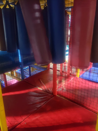 Amusement Center «The Magic Castle», reviews and photos, 4990 Wilmington Pike, Dayton, OH 45440, USA