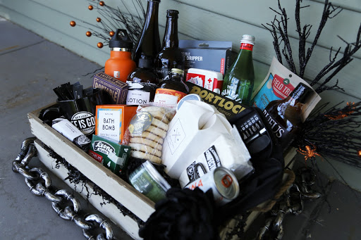 Nifty Package Co image